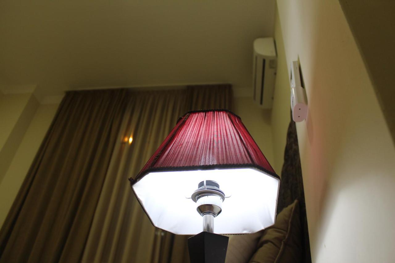 Brok'S Hotel Tbilisi Eksteriør bilde